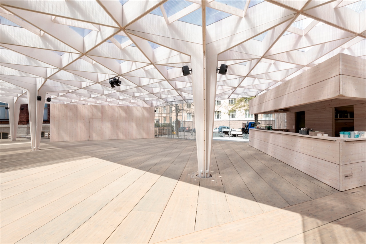 1347376159_1345659583_wood_program_helsinki_world_design_capital_2012_pavillion_05_photo_by_tuomas_uusheimo